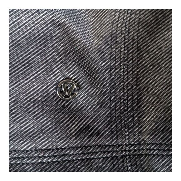 Lululemon Cocoon Car Coat Black Gray Snap Jacquard Space Dye Women's Small - Picture 3 of 4